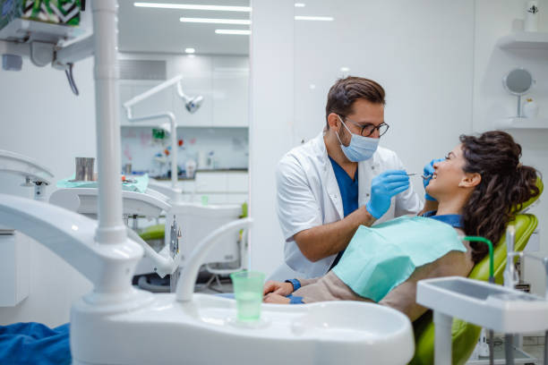 Best Tooth Extraction  in Eastlawn Gardens, PA